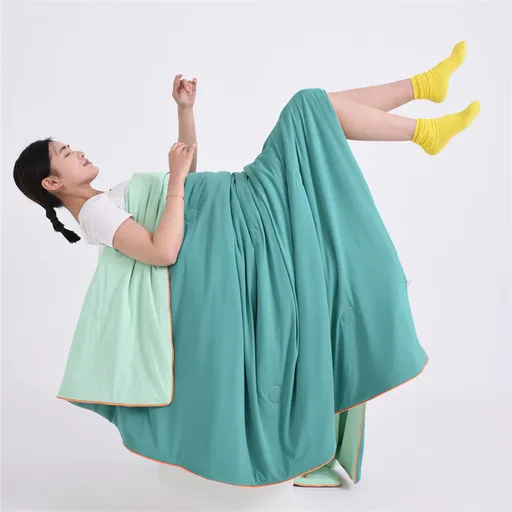 Watermelon green Cooling Summer Quilt with Ice Silk Fabric Lightweight Breathable Air Conditioner Blanket 180x220cm Soft Washable Comforter for Home Sleep Comfort