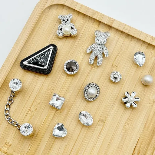 Shoe Charms for Women Girls,Golden Bling Charms for Sandals,Bling Chain Charms Flower Decoration Cute Shoe Accessories for Party