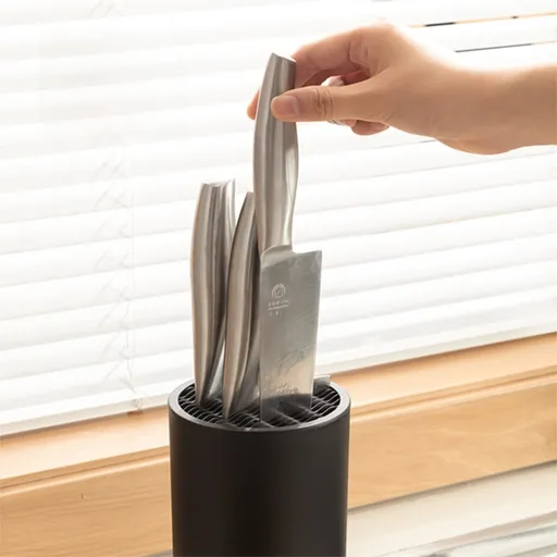 Matte Black Modern Multi-Slot Knife Block with Secure Wave Insert & Drainage - Space-Saving and Smooth Withdrawal, Preventing Fallout Design
