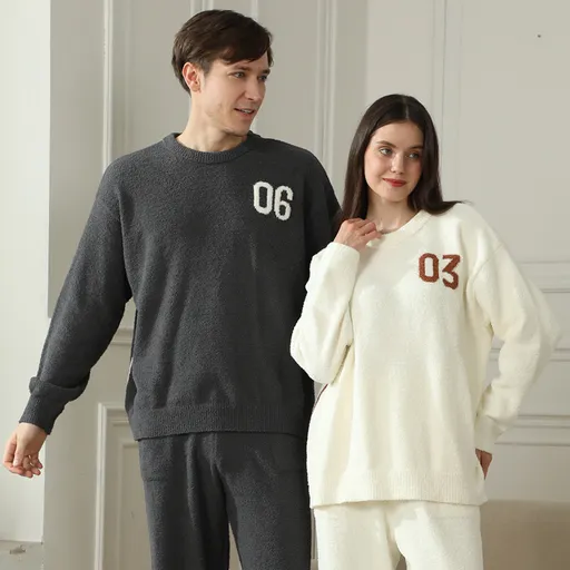 White Women's Warm & Cozy Semi-Flannel Couple's Pajamas — Knitted Digital Pattern, Soft Fleece Material, Pullover Style: The Ideal Choice for Loungewear in Autumn and Winter.