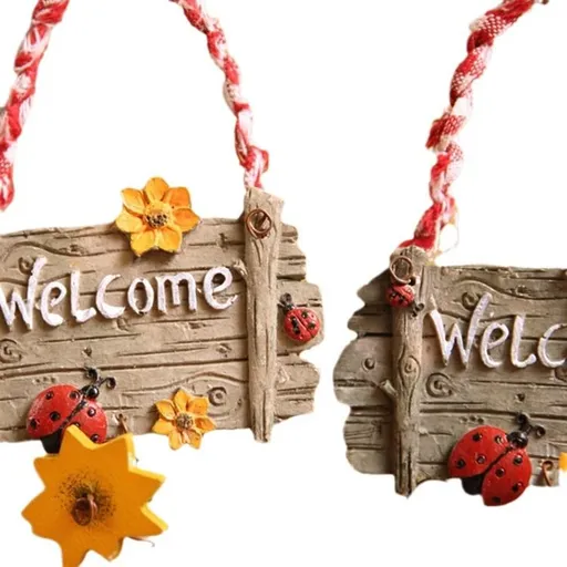 2pcs Ladybug Welcome Sign Outdoor Wreath Hanger Rustic Home Decor Spring Front Door Wreath Rustic Decor Wreaths for Front Door