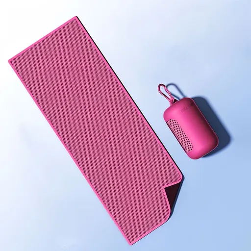 Rose red Cooling Towel with Silicone Case - Quick Dry Ice Towel for Sports, Gym, Running, Hiking, Breathable Microfiber Fabric with Instant Cooling Effect, Portable Lightweight Design