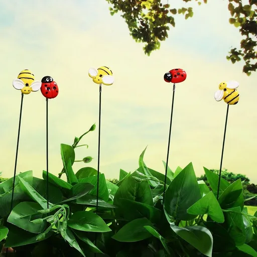 20Pcs Resin Garden Bee and Ladybug Decorative Stakes for Outdoor Lawn and Patio Decor