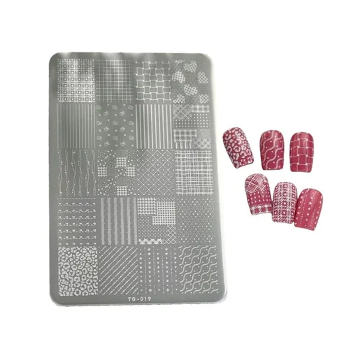Portable 72g Nail Art Stamp Plate Featuring Elegant Checkered Lace Patterns Suitable for Travel Friendly Beauty Tool