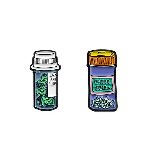 2 pcs Enamel Pin Brooch, Funny Cartoon Medical Design, Lapel Pin for Women Men Teens Adults Drug Pill Love Me Medicine