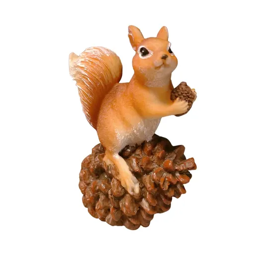 Cute Resin Squirrel Sculpture, Garden Decor Simulation Squirrel Statue, Decorative Garden Sculptures for Outdoor Tree