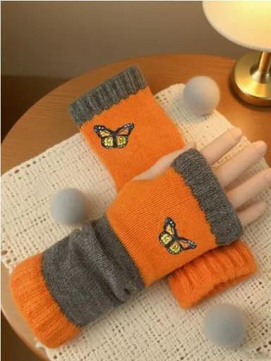 Fashion Color-Block Butterfly Embroidered Knit Gloves, Warm Fit 8.5×22cm, Practical Sweet Stylish Essential for Autumn/Winter Outfits(orange (colour))