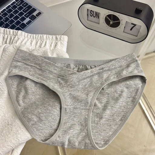Pet Simei Cotton Women Briefs Low Waist Mysterious Flower Gray Free size 40.00 kg-62.50 kg