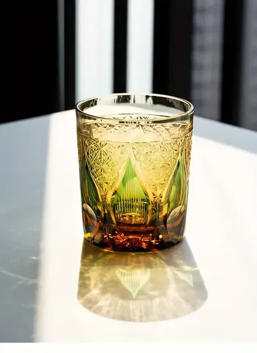 Edo Kiriko Purely Hand-carved Retro Crystal Glass, Water Drop Pattern Petal Base Whiskey & Spirits Glass, Multi-color 250mL Light Luxury Cold Water Cup(green)