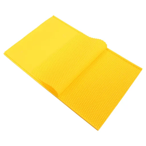 2PCS Beeswax Press Sheets 5.4mm Silicone Flexible Beeswax Foundation Sheet Beekeeper Equipment for Beekeeping Honeycomb Making Yellow