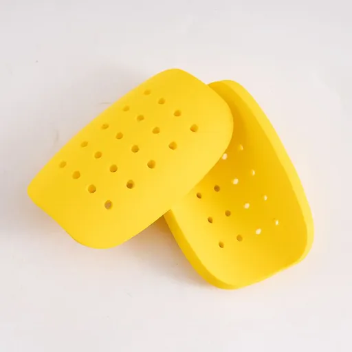 Universal Football Shin Guard Sports Leg Protector Pad Breathable Soccer Leg Shin Guards Footballs Training Equipment - Yellow S