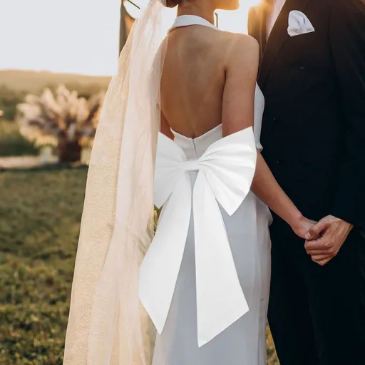 Large Removable White Bowknot for Bridal Gown Wedding Dress Accessory