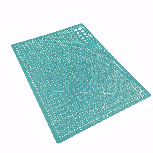 1 Piece Self Healing Sewing Mat, Double Sided Rotary Cutting Board for Sewing Crafts Quilting Scrapbooking and Fabric Projects, Green, 21 x 14.5 cm