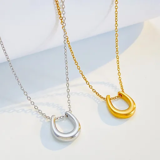 Gold Silver Horseshoe Necklace Good Luck Amulet Necklace for Woman Best Friend Jewelry Gifts Clavicular chain