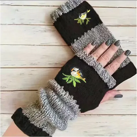Fashion Warm Knit Spliced Half‑Finger Gloves Palm Protection Work Companion 2 Pcs Bird Black Half Finger Pattern Perfect Christmas Gift