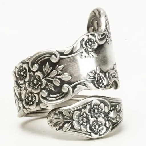 Vintage Camellia Wrap Spoon Ring with Jewelry Box, Adjustable Floral Petal Statement Open Bands for Women Men Promise Wedding Engagement Statement, Silver Plated Size 8 Circumference 56.8mm
