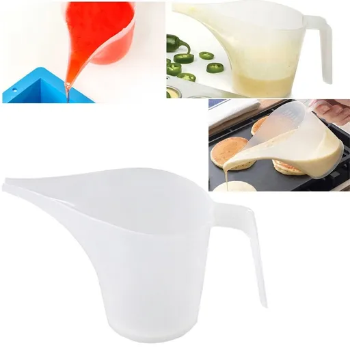 Plastic Measuring Cup with Spout - 4-Cup (32 oz) Transparent Graduated Kitchen Measuring Jug for Baking & Cooking - 11.5x13.4x9.5cm - Durable, Washable, Funnel Design