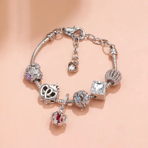 Hollow-out Rhinestone Heart Flower Charm Bracelet(Silver,20cm)