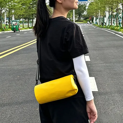 2.7L Waterproof Dry Bag – 500D PVC Tarpaulin, Adjustable Strap, Swimming & Rafting Sling Bag.（yellow)