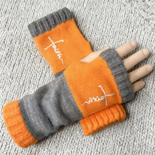 Fashion Cozy Spliced Half Finger Gloves Soft Knit Hand Palm Guard Gear 2 Pcs Cross Orange Yellow Pattern Suitable for Christmas Gifting